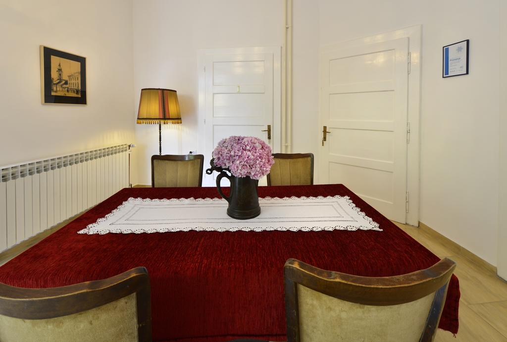 Vila Regina Rooms 카를로바츠 외부 사진