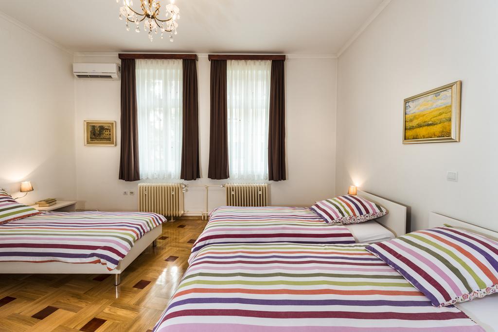 Vila Regina Rooms 카를로바츠 외부 사진